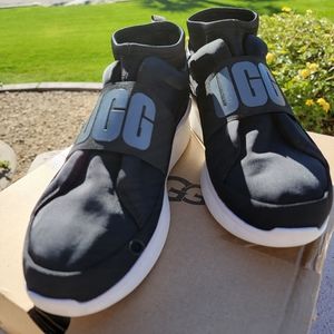UGG Neutra Sneaker Womens Size 8.5